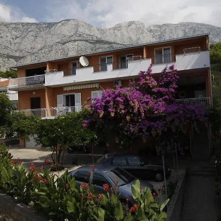Turic Apartment *