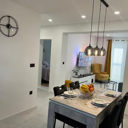 Turic Apartment *