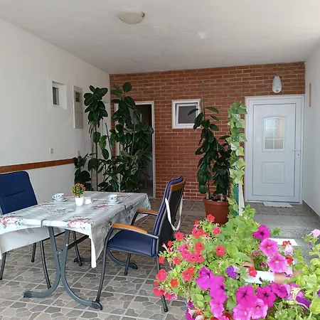 Apartment Turic *